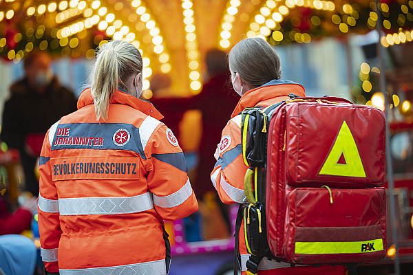 Sanitätsdienst der Johanniter auf dem Weihnachtsmarkt.