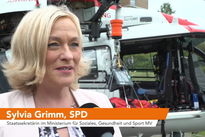 Staatssekretärin Silvia Grimm im Interview zur Johanniter Luftrettung am Klinikum Rostock