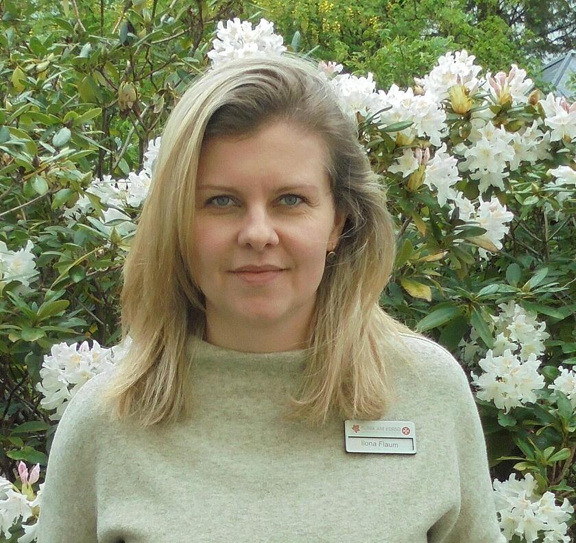 Frau Flaum, Mitarbeiterin im Sozialdienst an der Klinik am Korso