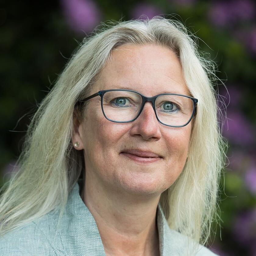 Frau Zimmerer, Mitarbeiterin in der Pyschotherapie an der Klinik am Korso