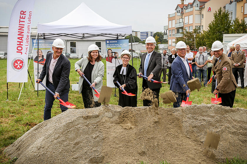 Spatenstich für das Johanniter-Zentrum Oberbayern Südost in Wasserburg