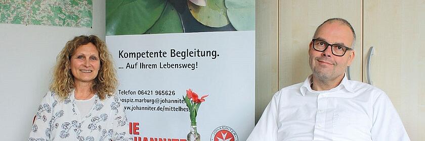  Gertrud Rücker, Leitung Trauerberatung mit Regionalvorstand Marco Schulte-Lünzum