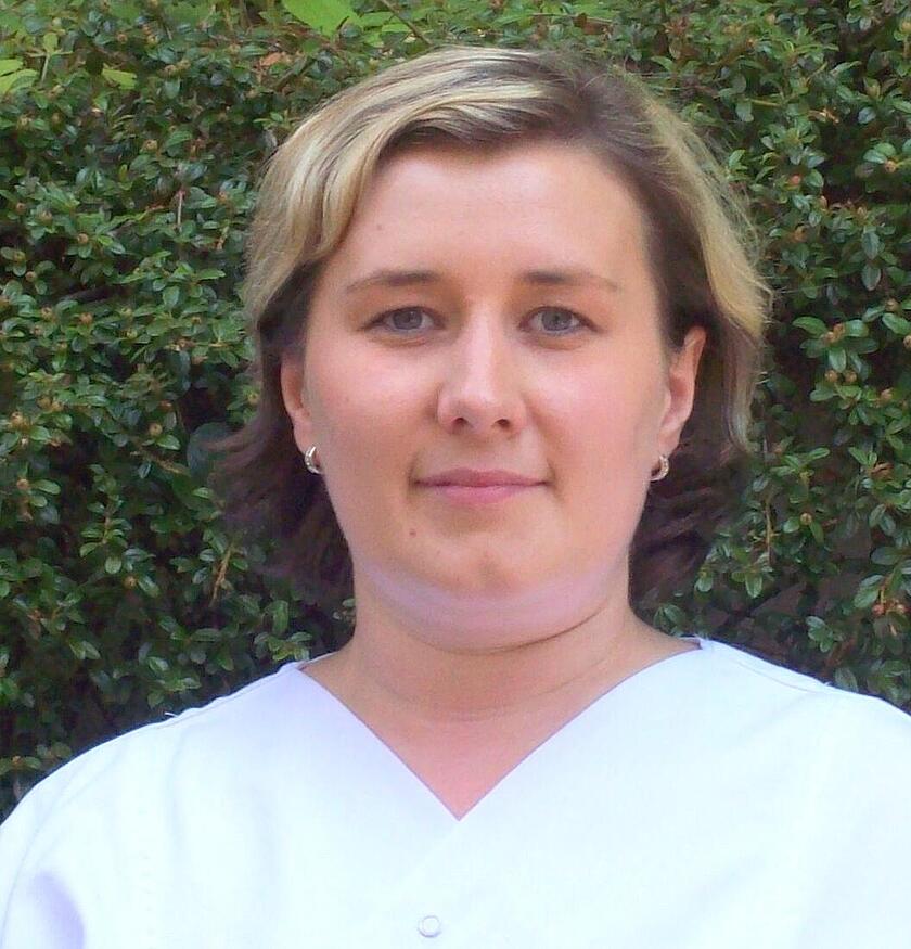 Frau Wiese, Mitarbeiterin im Team der Küche der Klinik am Korso